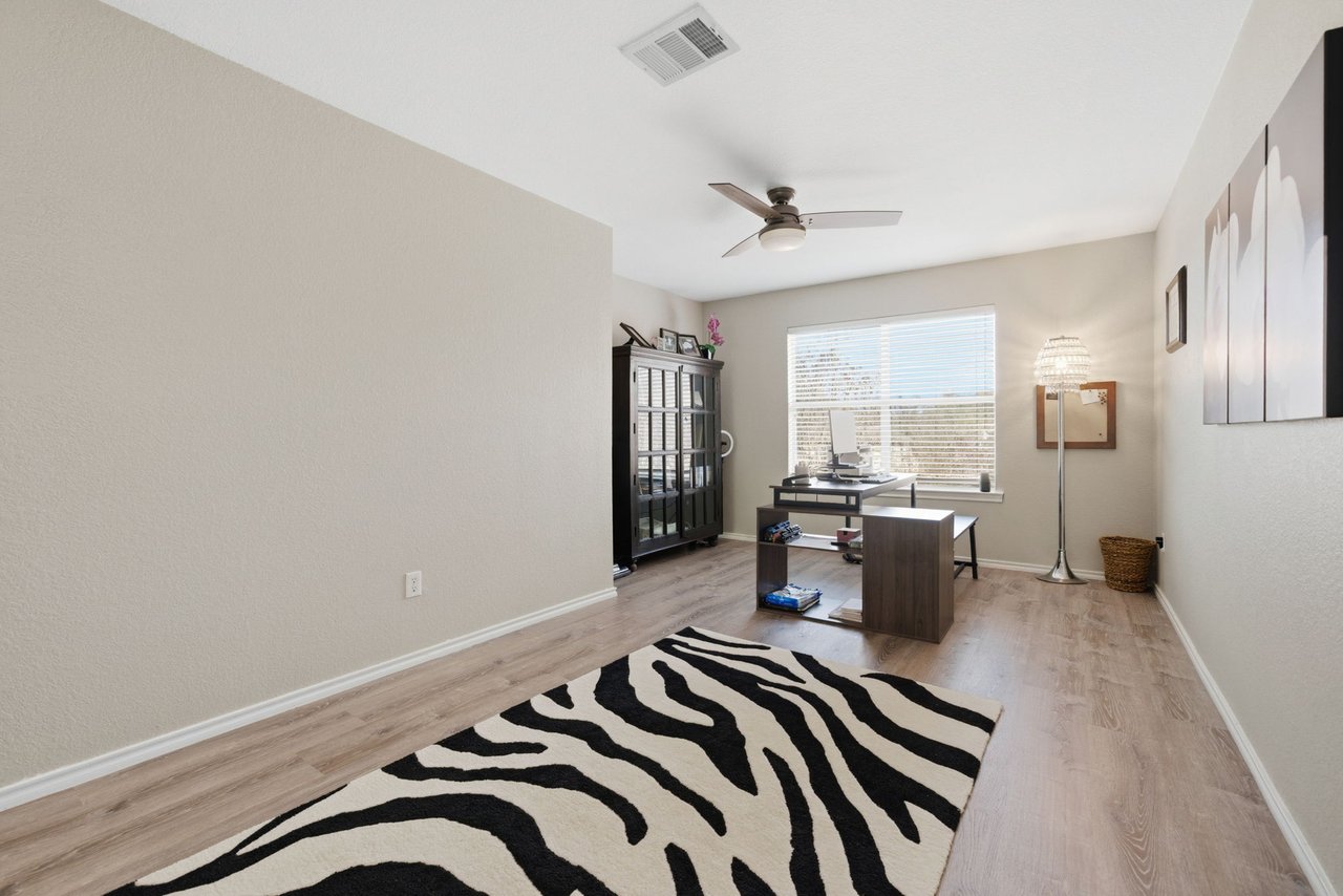 Elegantly Updated Lakeway Retreat w/ New Roof