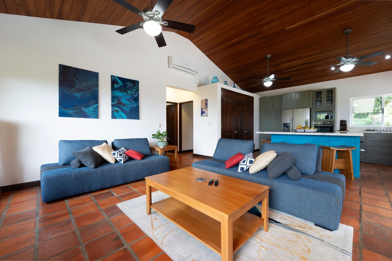 CASA TRANQUILA IN LAGUNAS – HOME, GUEST SUITE, SALON, AND GARAGE WITH WORKSHOP