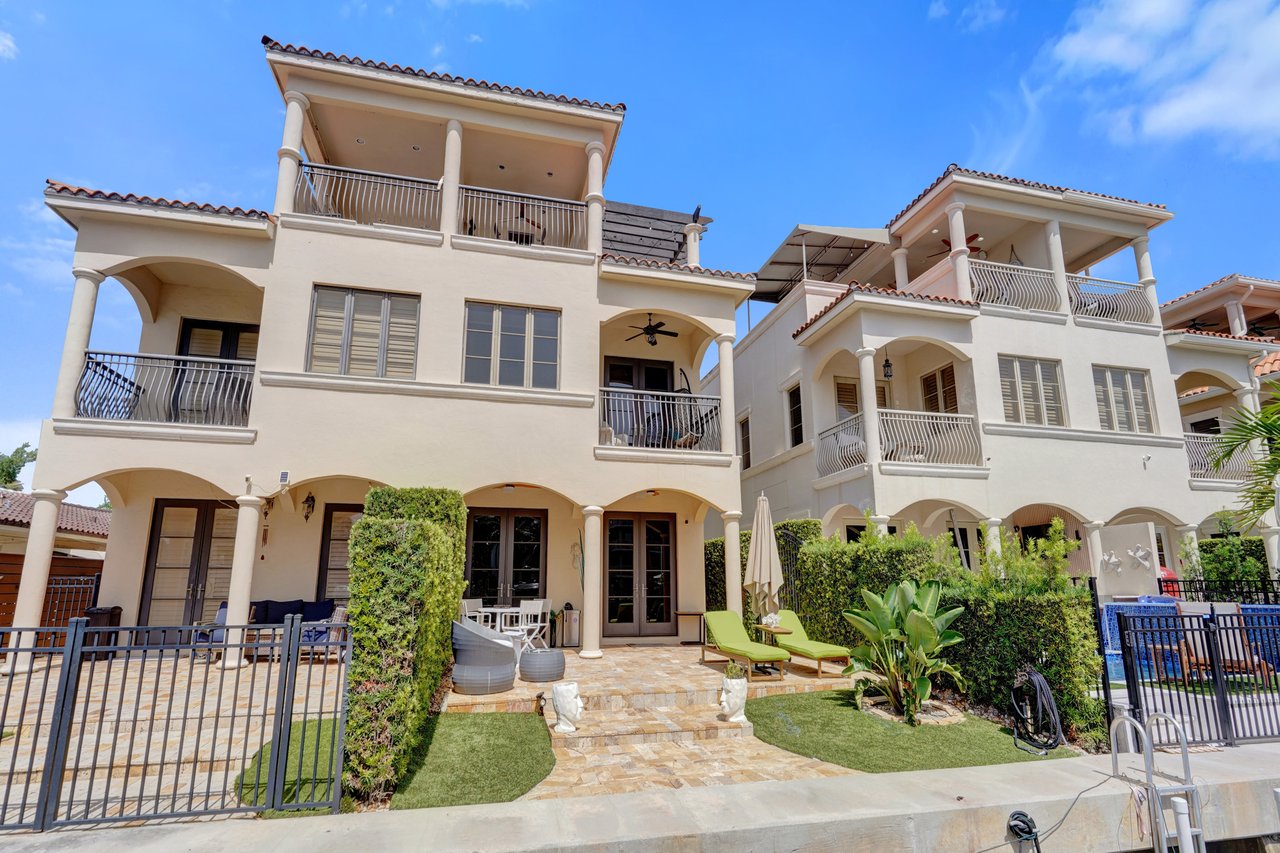 210 HENDRICKS ISLE, FORT LAUDERDALE FL 33301  