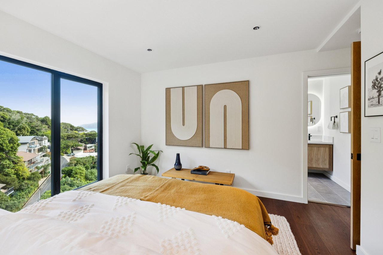 448 Sausalito Boulevard