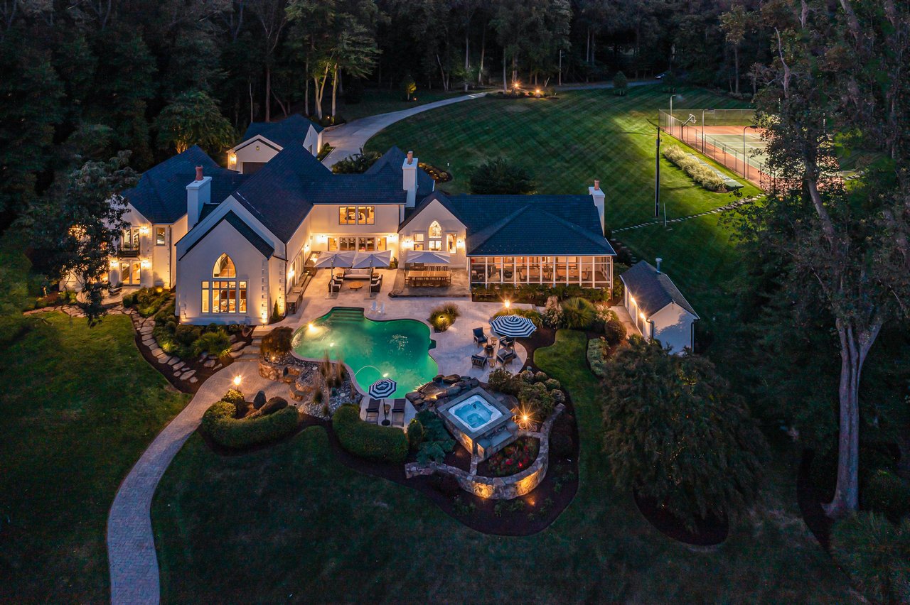 1524 Cedar Lane Farm RD