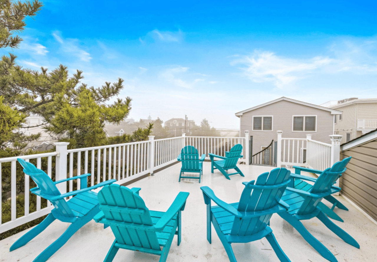 18 E Dupont Ave, Brant Beach (Top Floor)