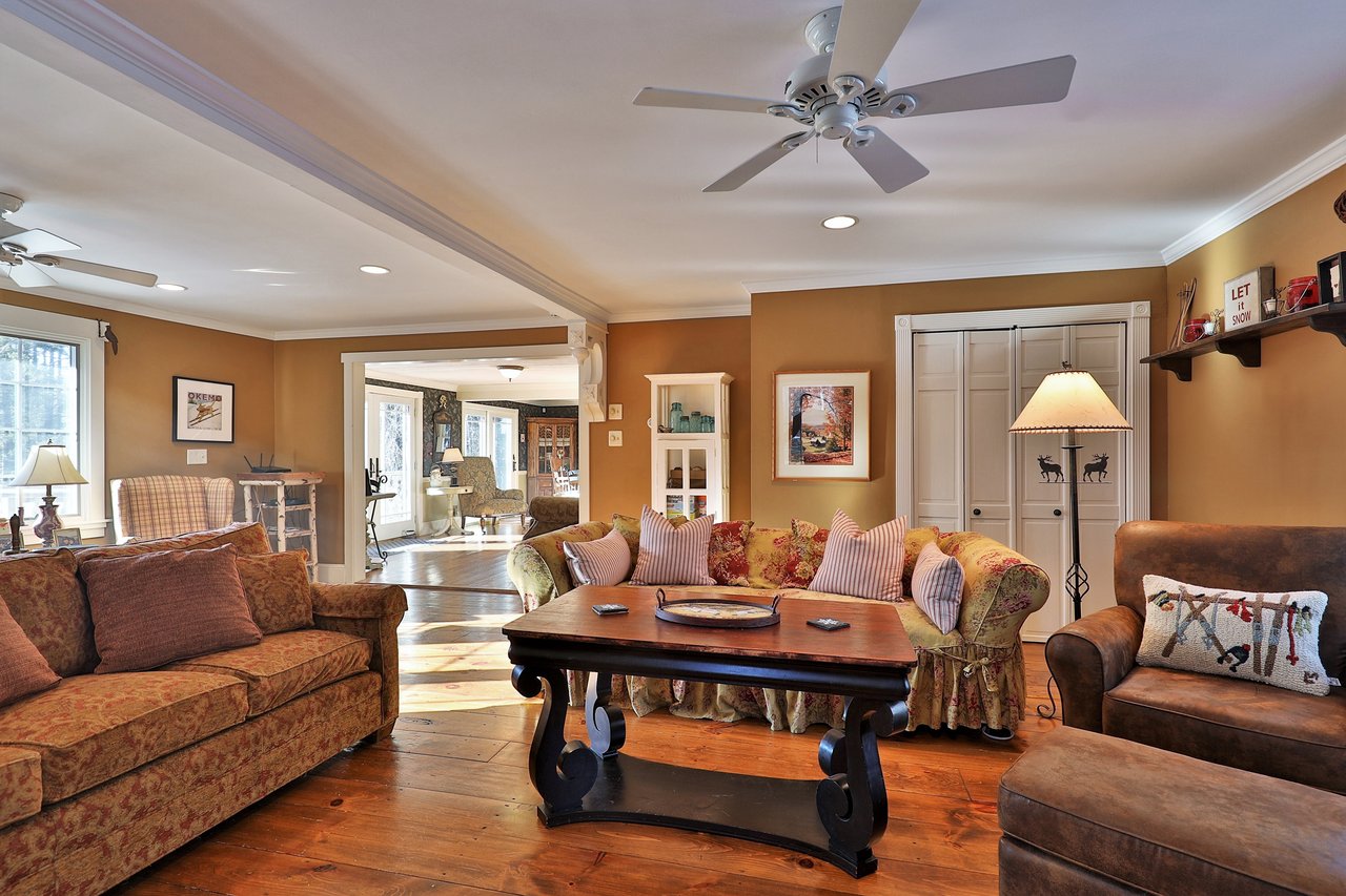 71 South Hill Crossroad