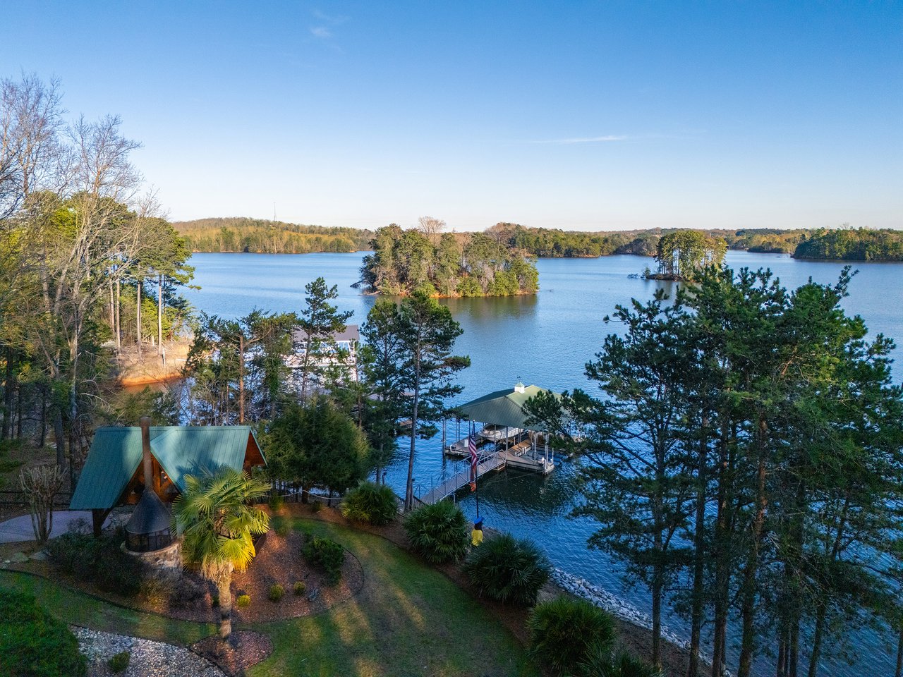 3406 Thunder Point