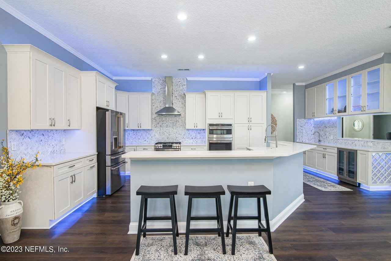 780 Queens Harbor Blvd