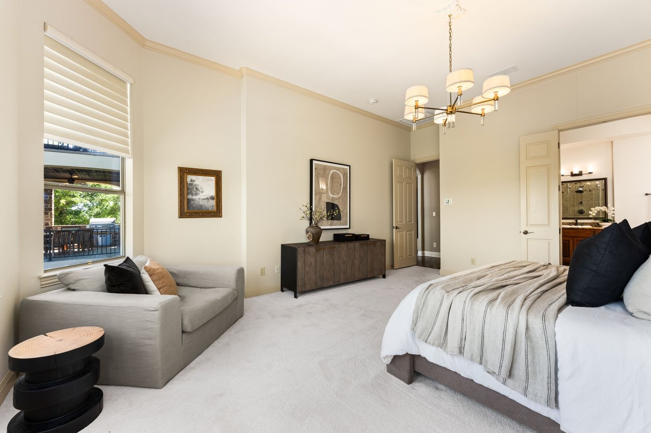 205 Emerald Ridge DR