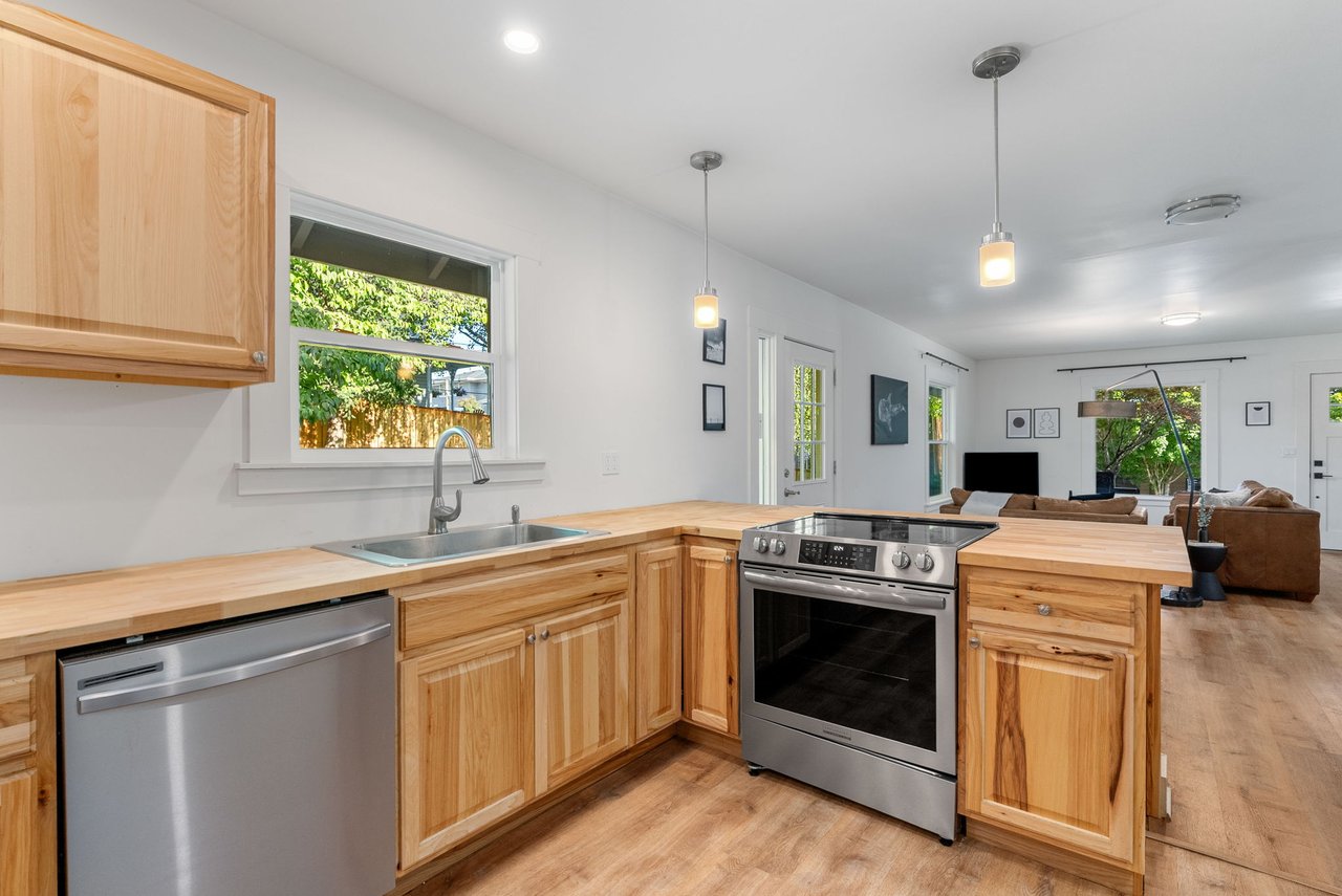 607 Cascade Ave