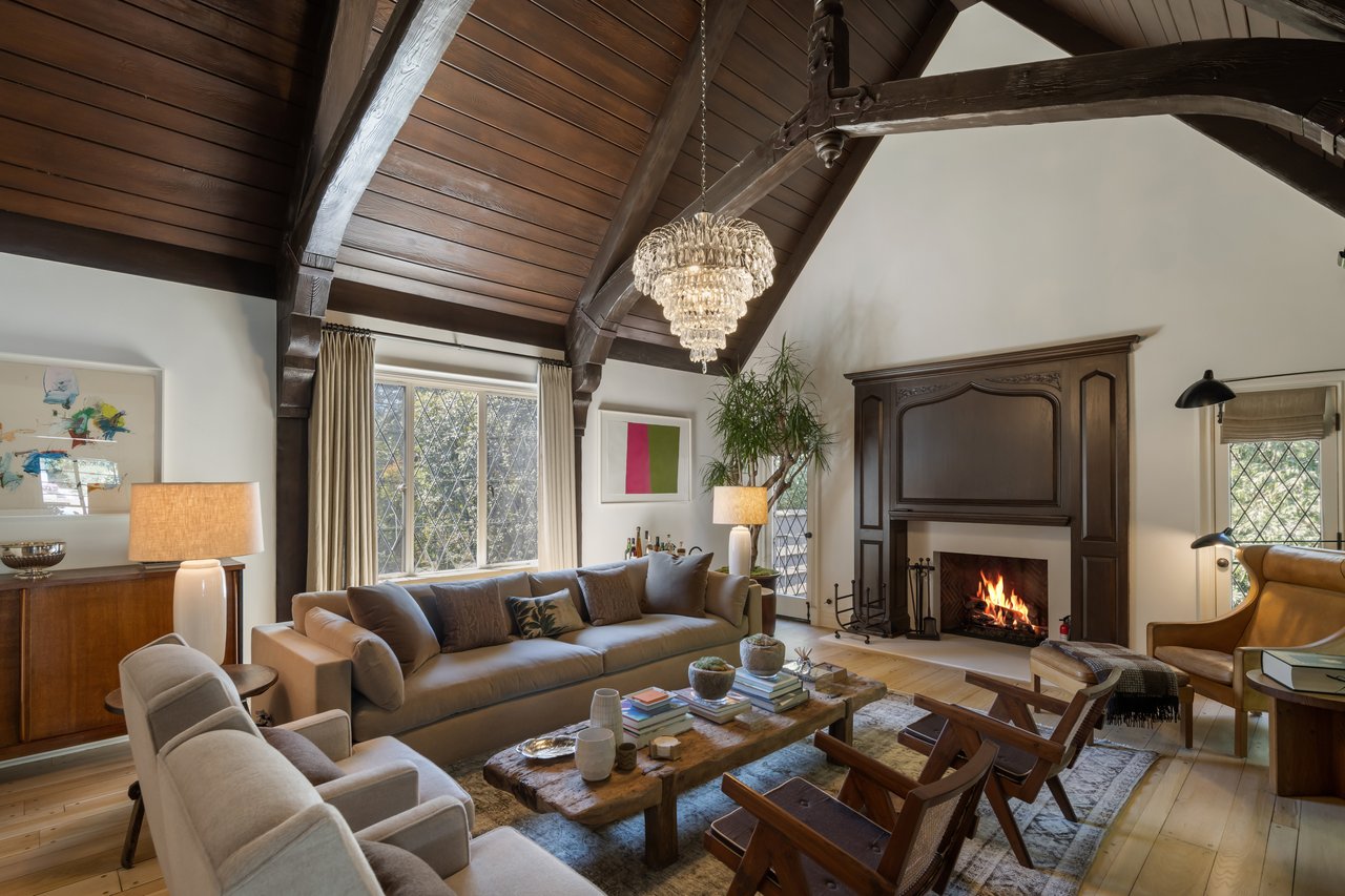 9541 Heather Rd, Beverly Hills