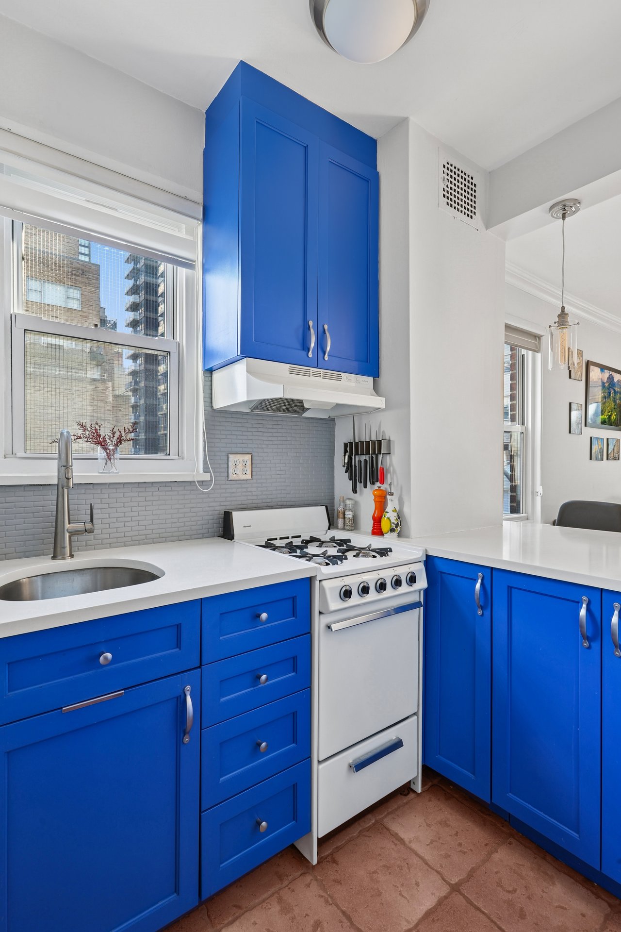 310 East 49th Street 9C