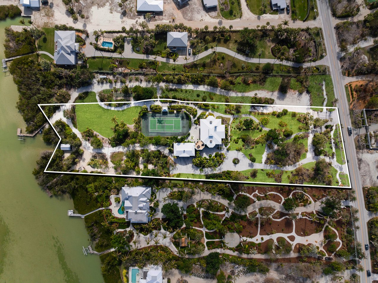 16475 Captiva Dr