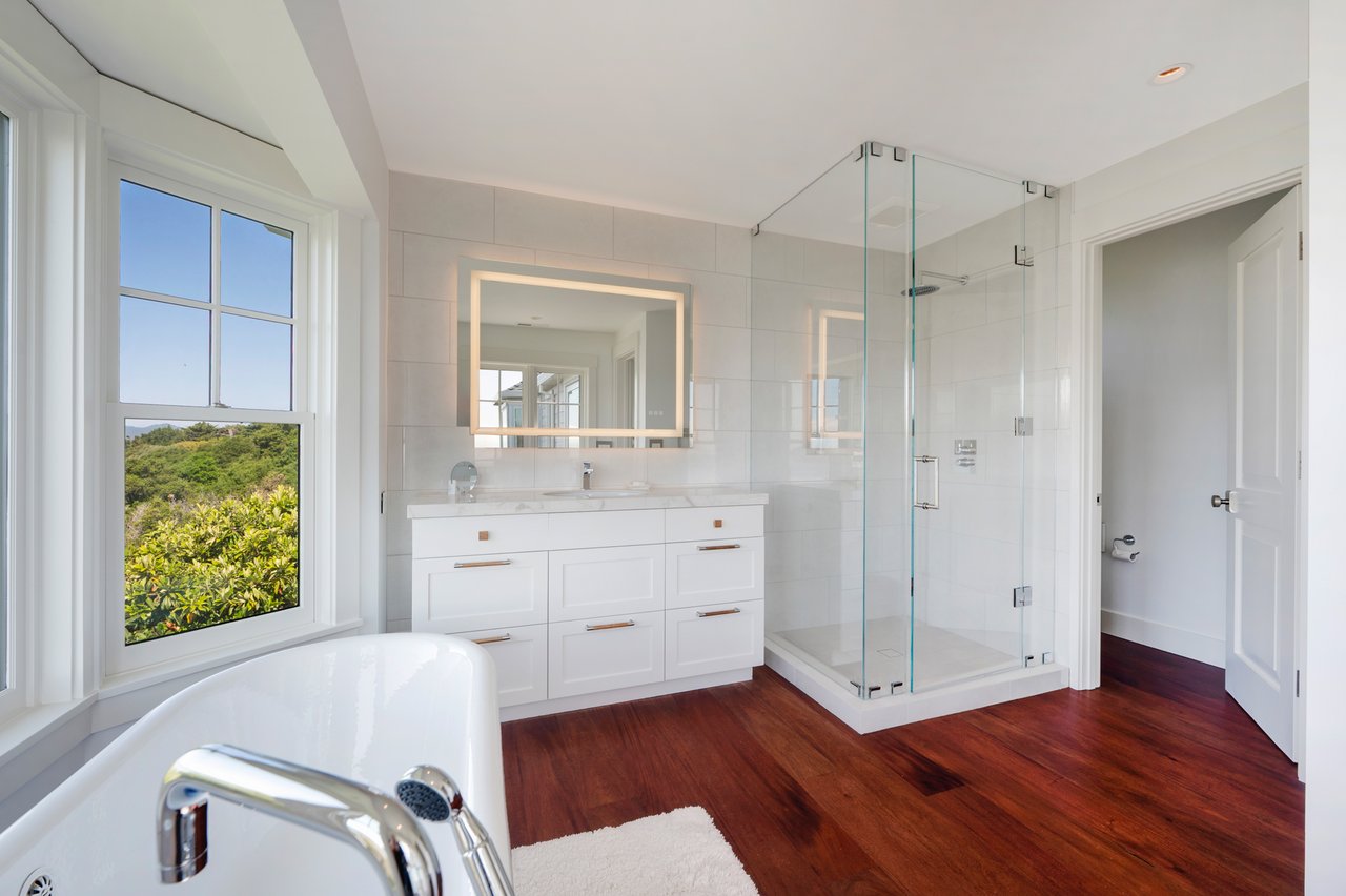 Stunning View Residence