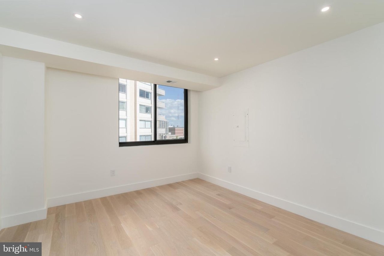 4550 N Park Ave #605
