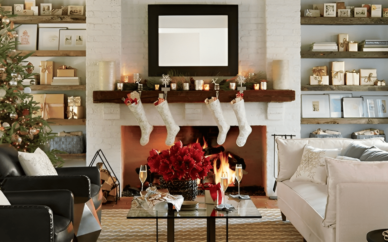 Homes for the Holidays