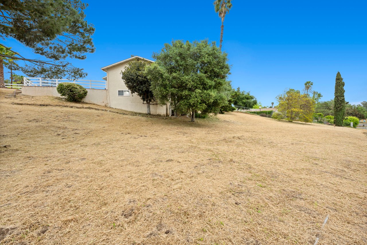 1973 Kinross Ct