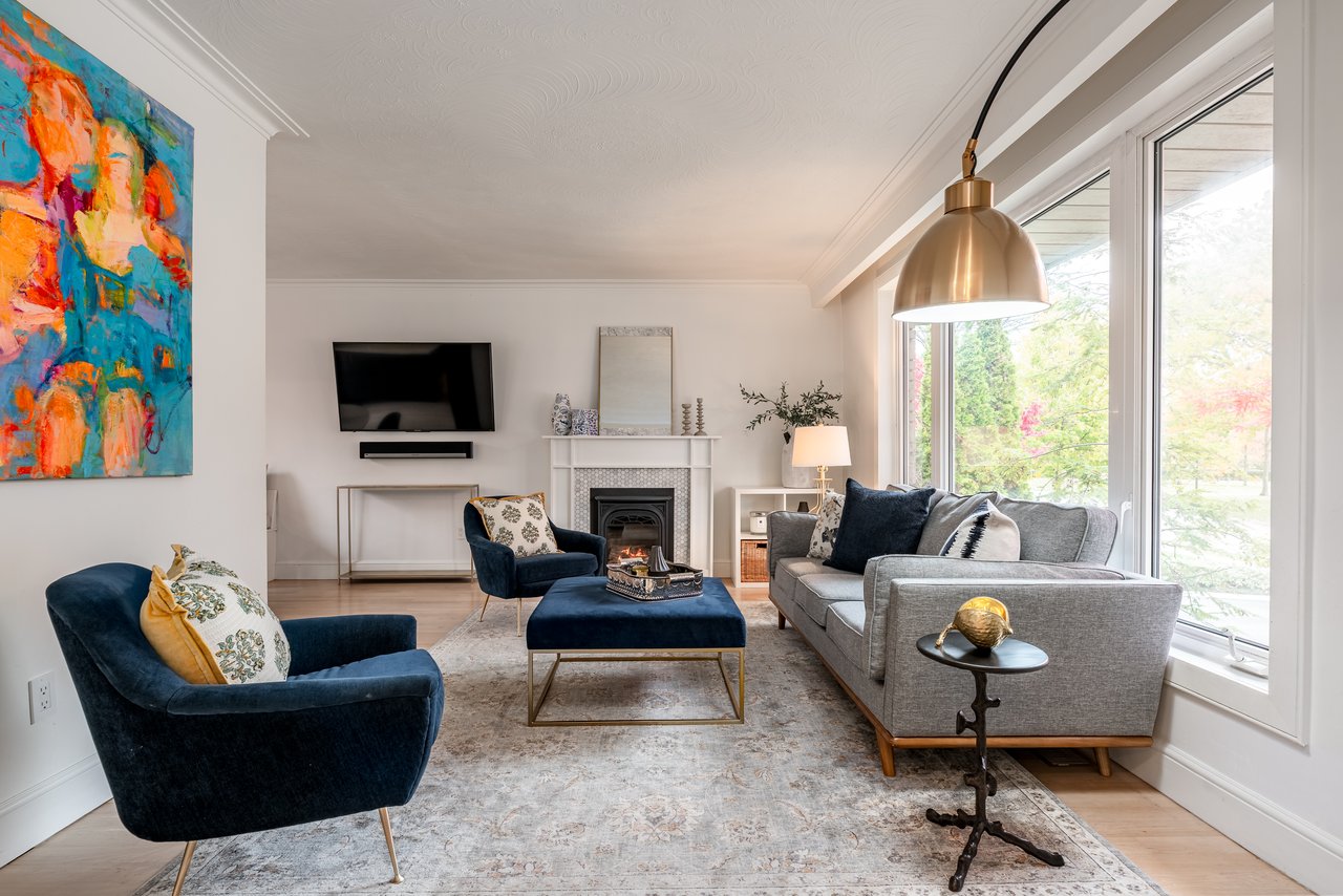 Central Oakville Bungalow