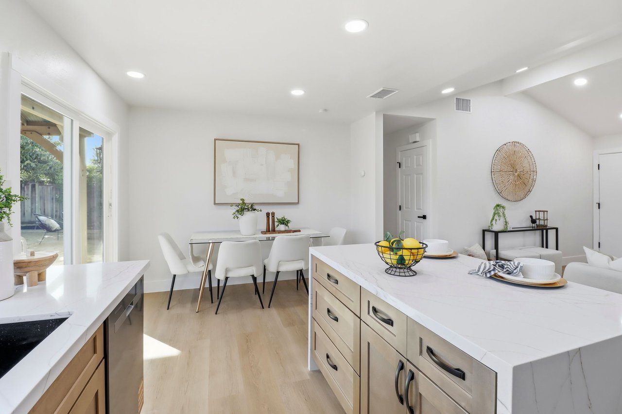 2272 Shadowtree Dr, San Jose, CA 95131