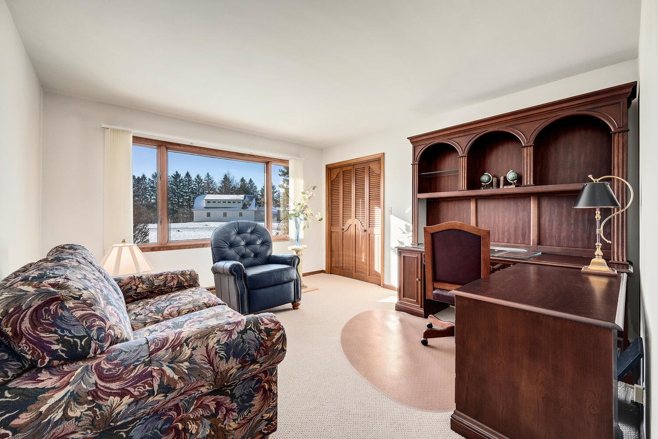 Acreage Living in DuPage County. 28W472 Cape Ave, West Chicago