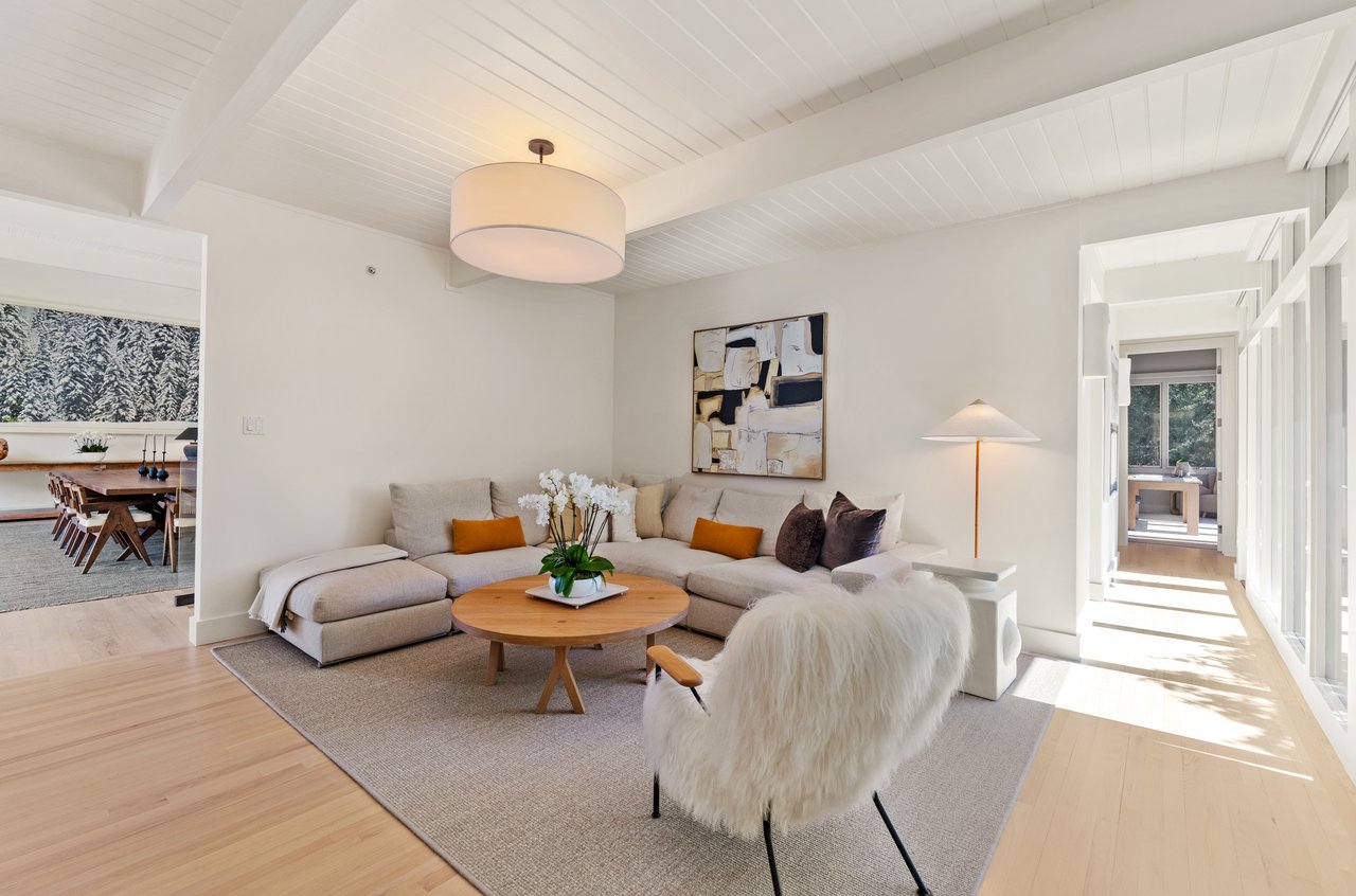 Private, Modern Compound in Premier Ross Location