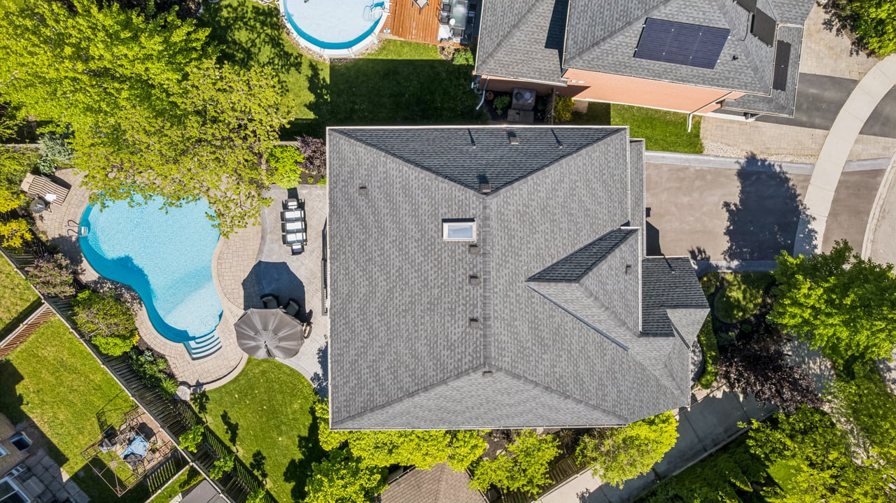 2283 Briargrove Circle, Oakville, ON