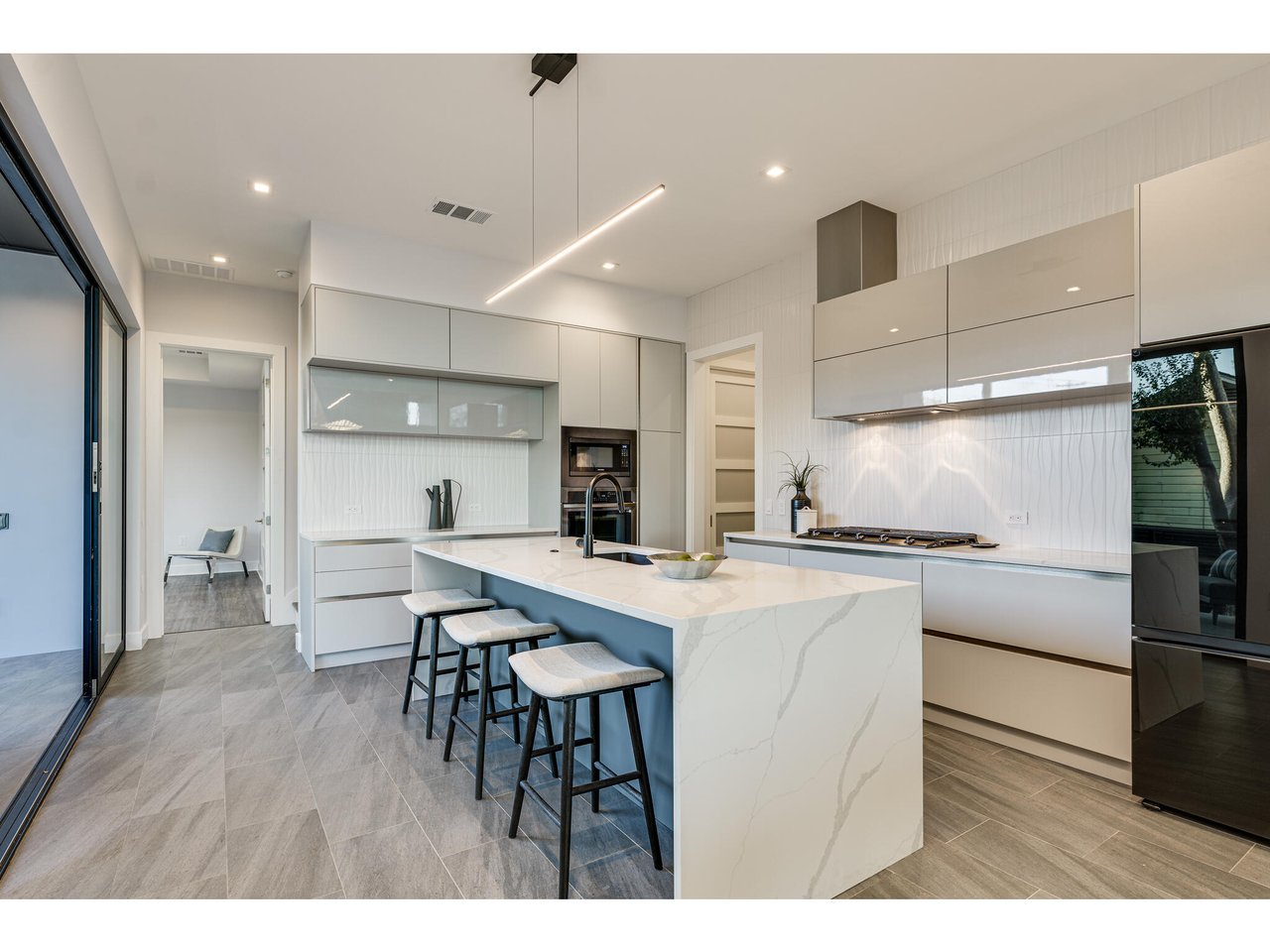 New Construction Luxury Lease in Central Austin with Guest House