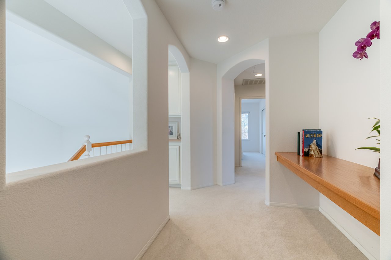 4406 Camino De La Rosa