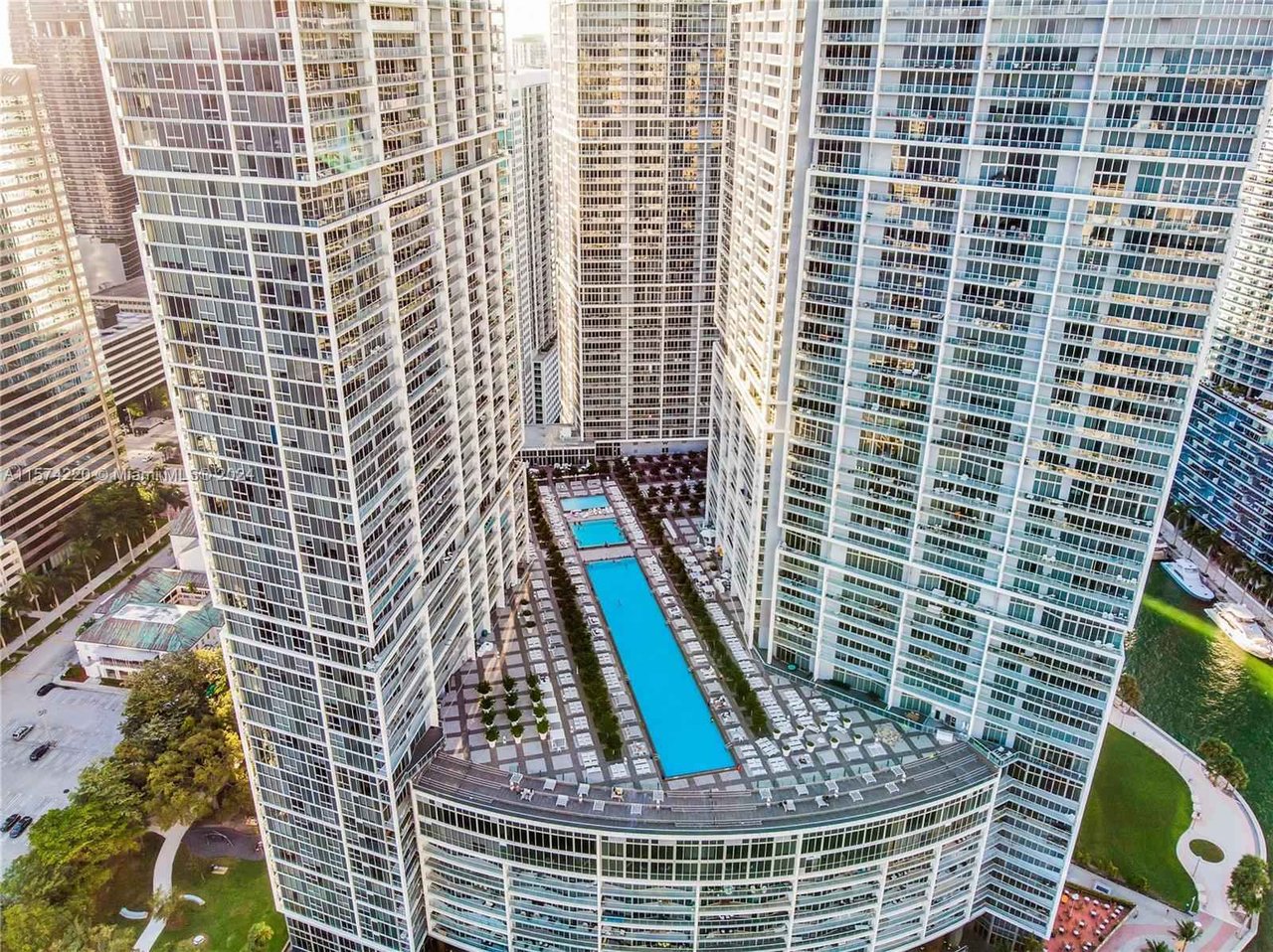 495 Brickell Ave Unit 5405