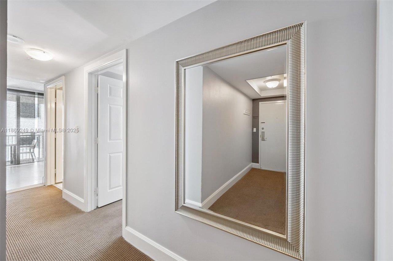 2951 S Bayshore Drive | Unit 917