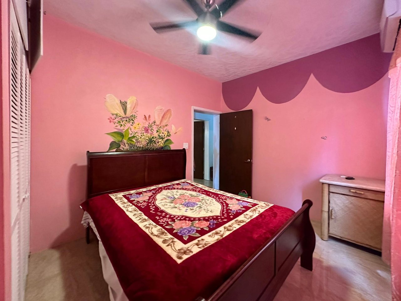 1047 Carrot Bay 3 Bedroom Apartment