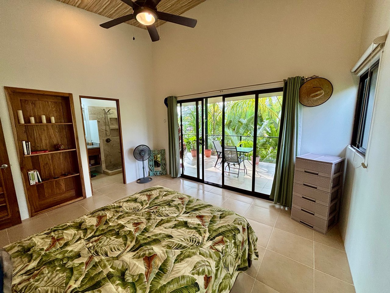 2-Bedroom Gem with Stunning Tropical Landscape in Uvita