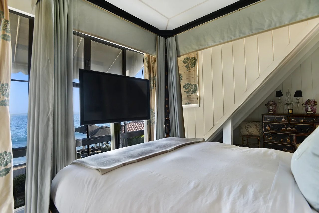 23618 Malibu Colony Rd