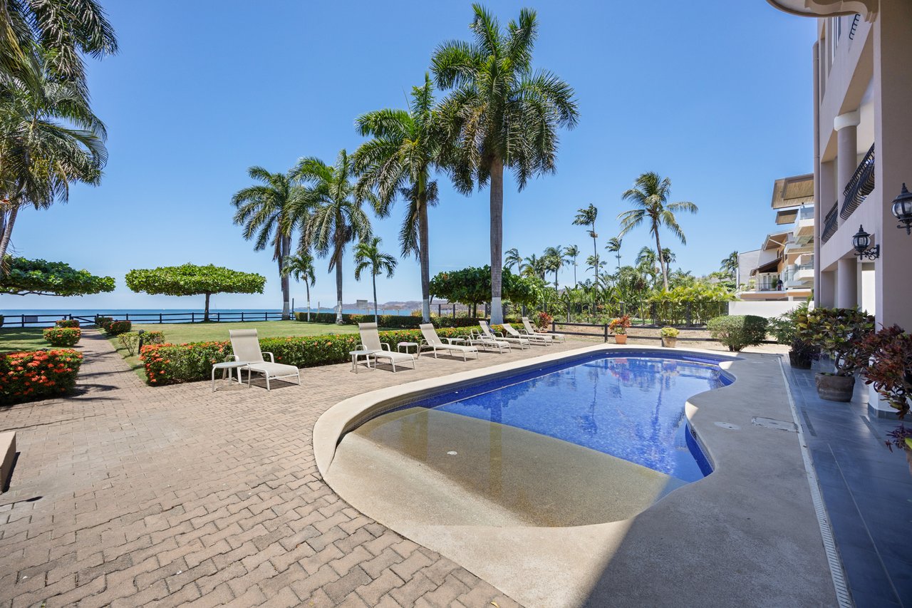 Beachfront El Destino #1A