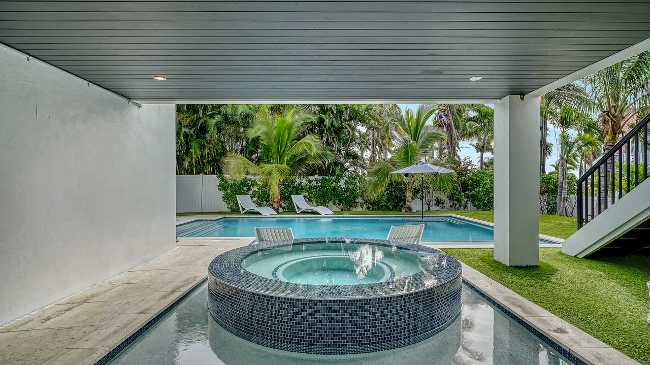 2175 Avenue A, Bradenton Beach, Florida