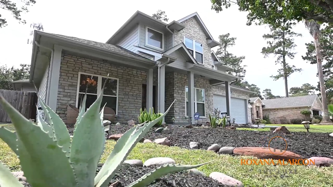Unique Home In Humble TX with a POOL