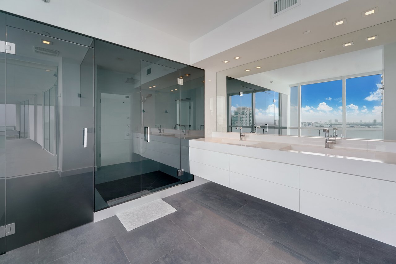 Icon South Beach Off Market | South Of Fifth