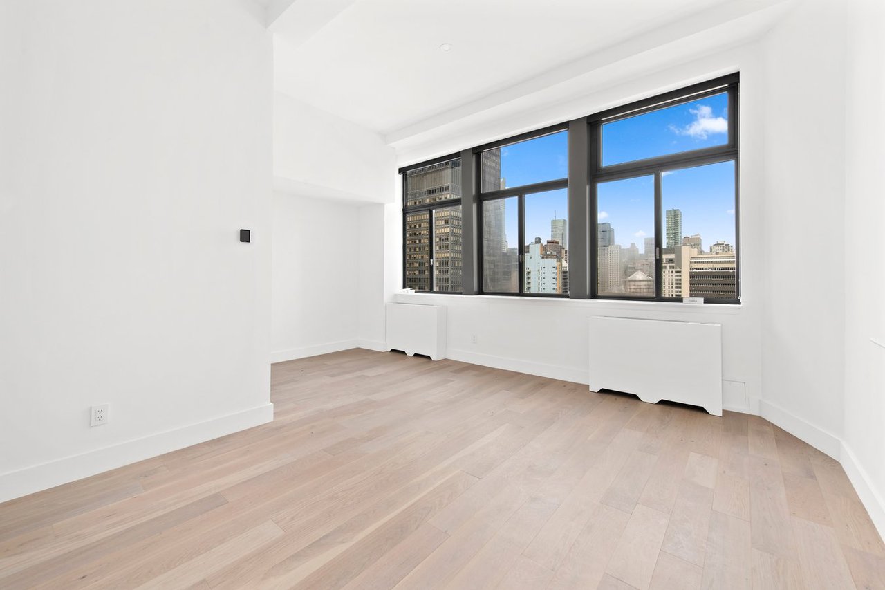  310 East 46th Street, #20H