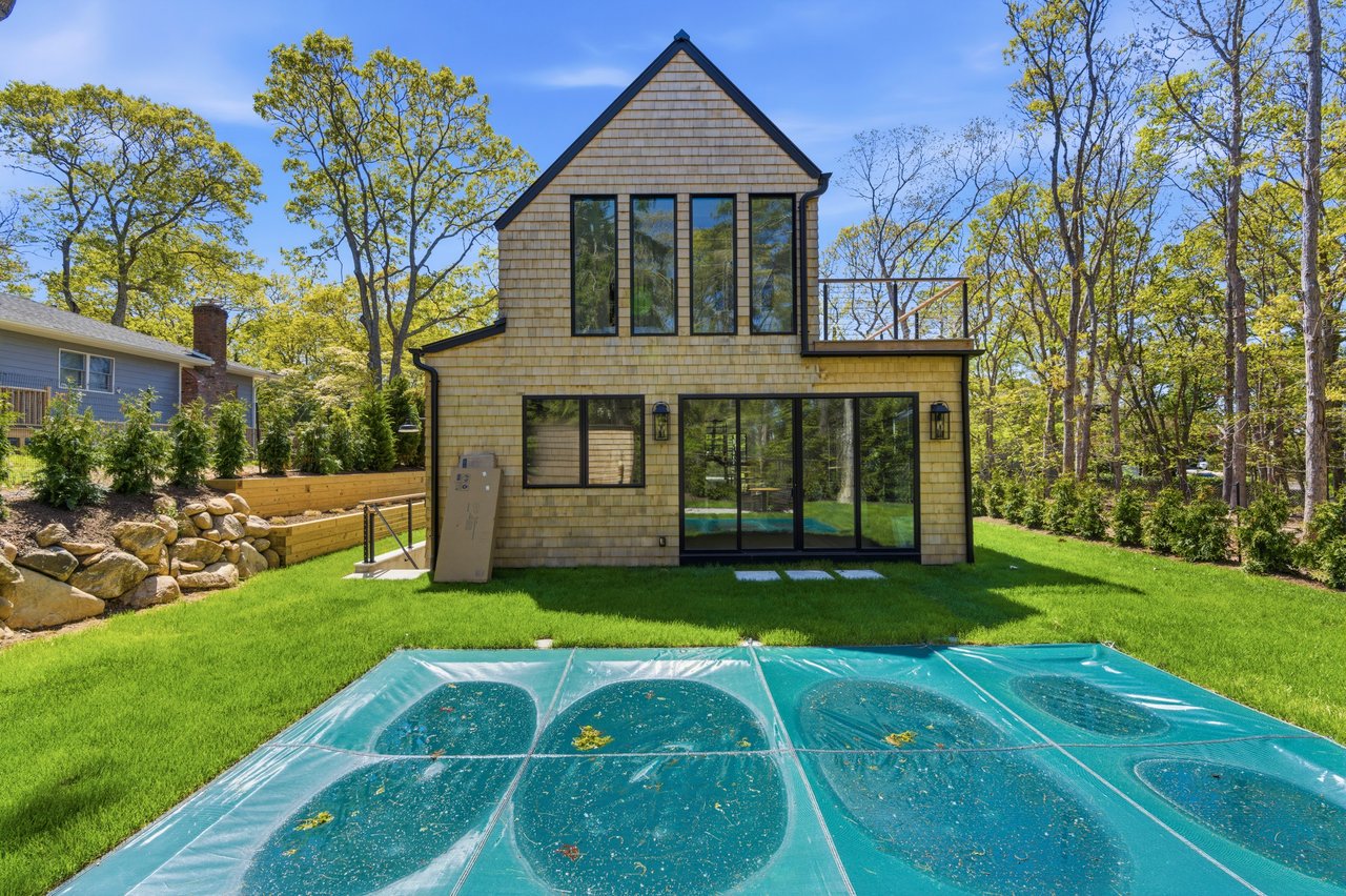 11 Gull Rock Sag Harbor, New York