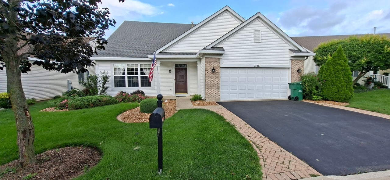 1486 W Grand Haven Road