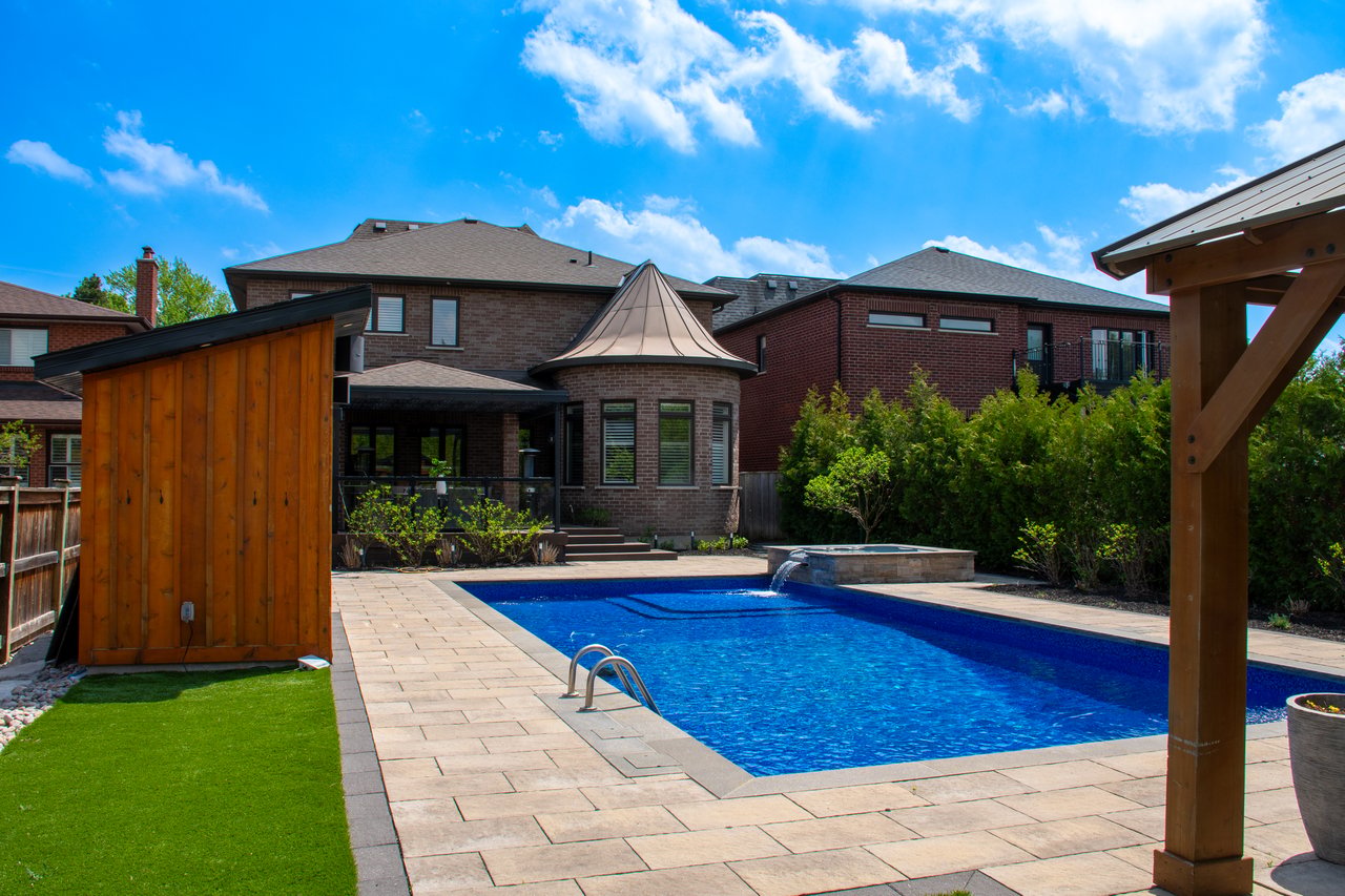 50 Weldrick Rd W
