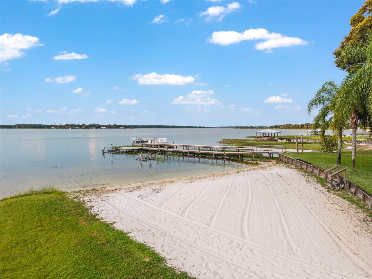 10745 SE Sunset Harbor Rd