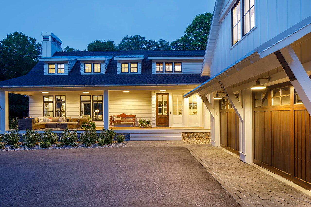 4693 Vine Hill Road | Deephaven