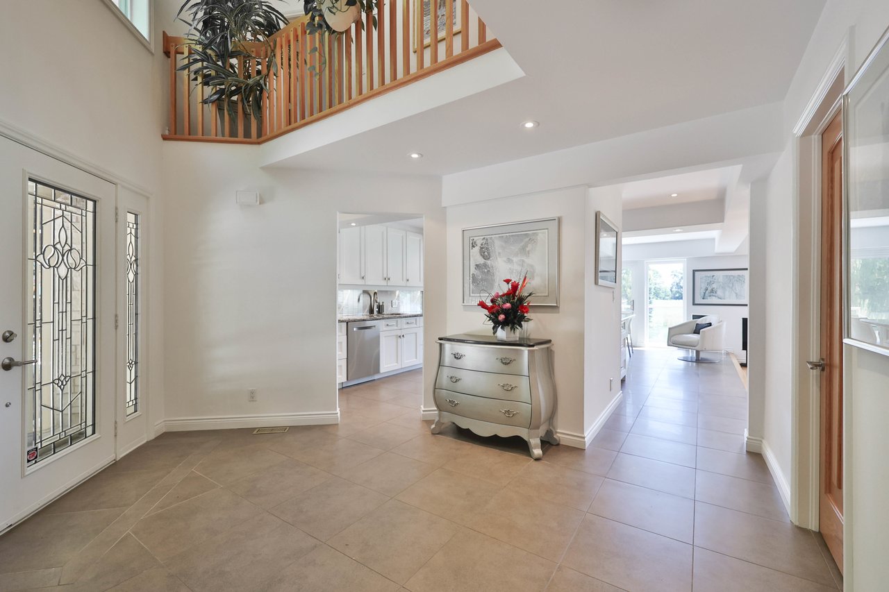 1270 1 Side Road, Burlington