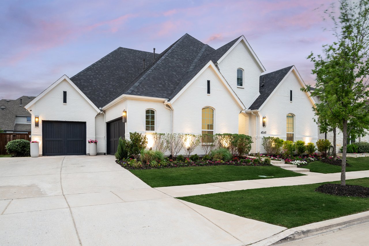 4541 Silver Spur Dr