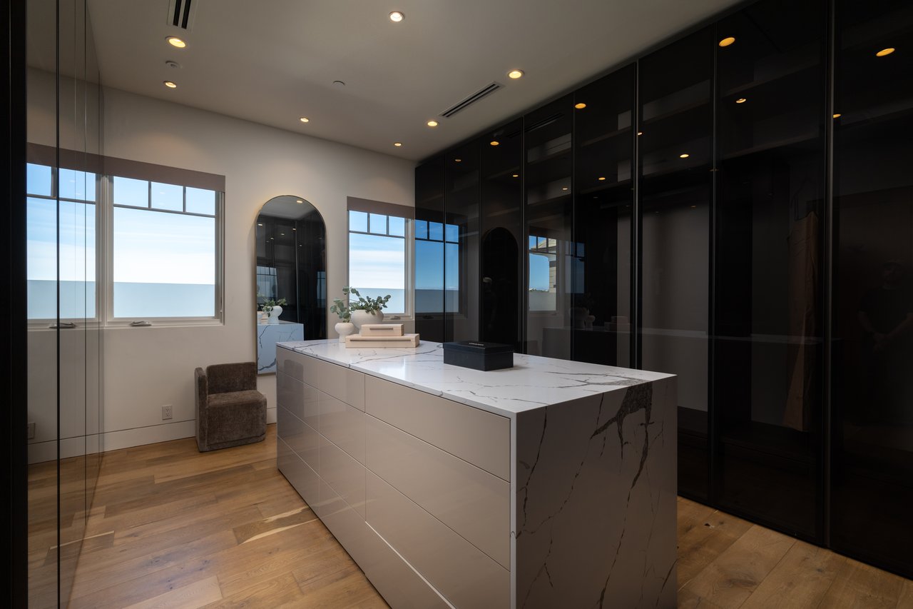 1722 San Remo Dr, Pacific Palisades