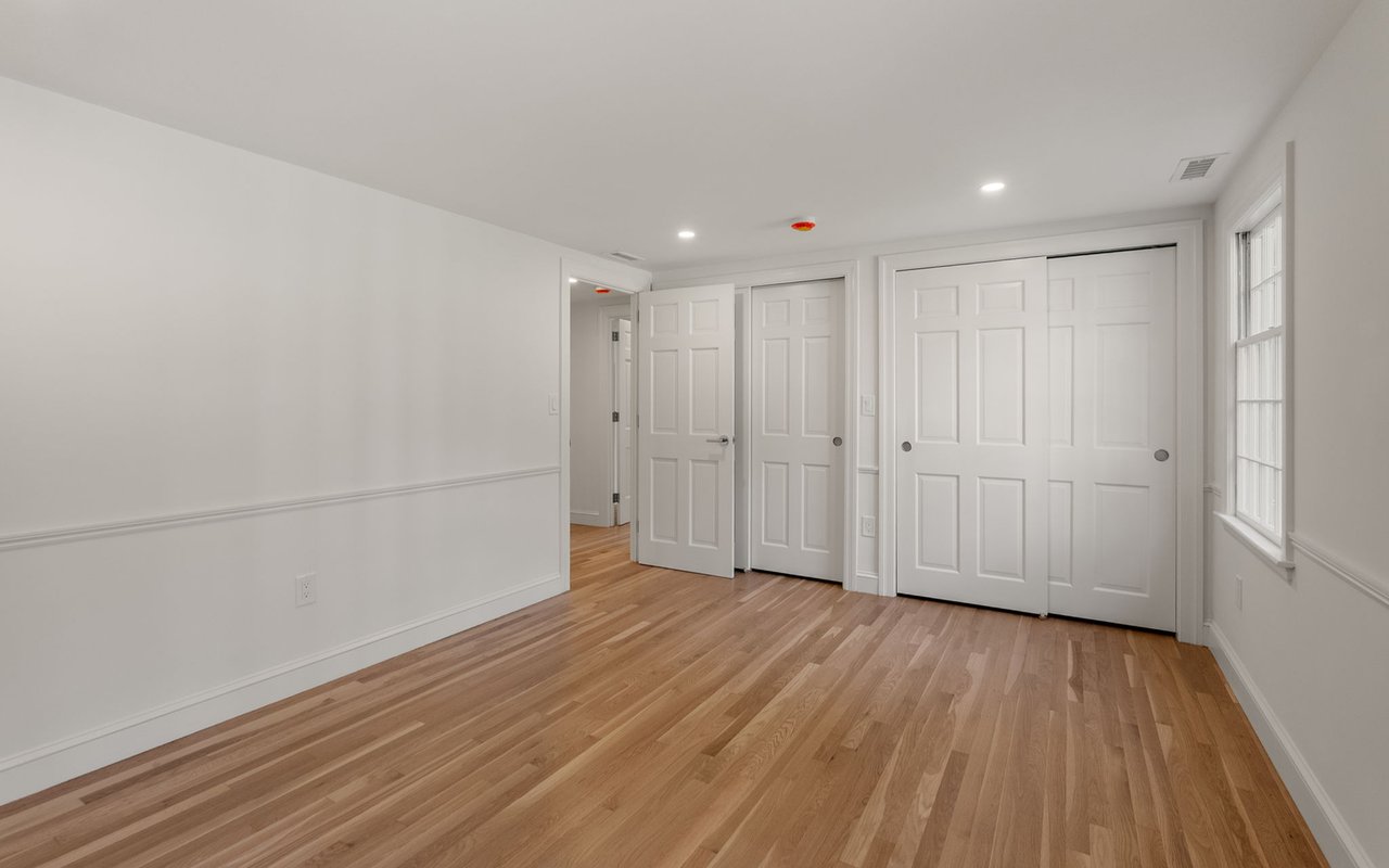 95 Sylvan Lane Weston, MA 02493