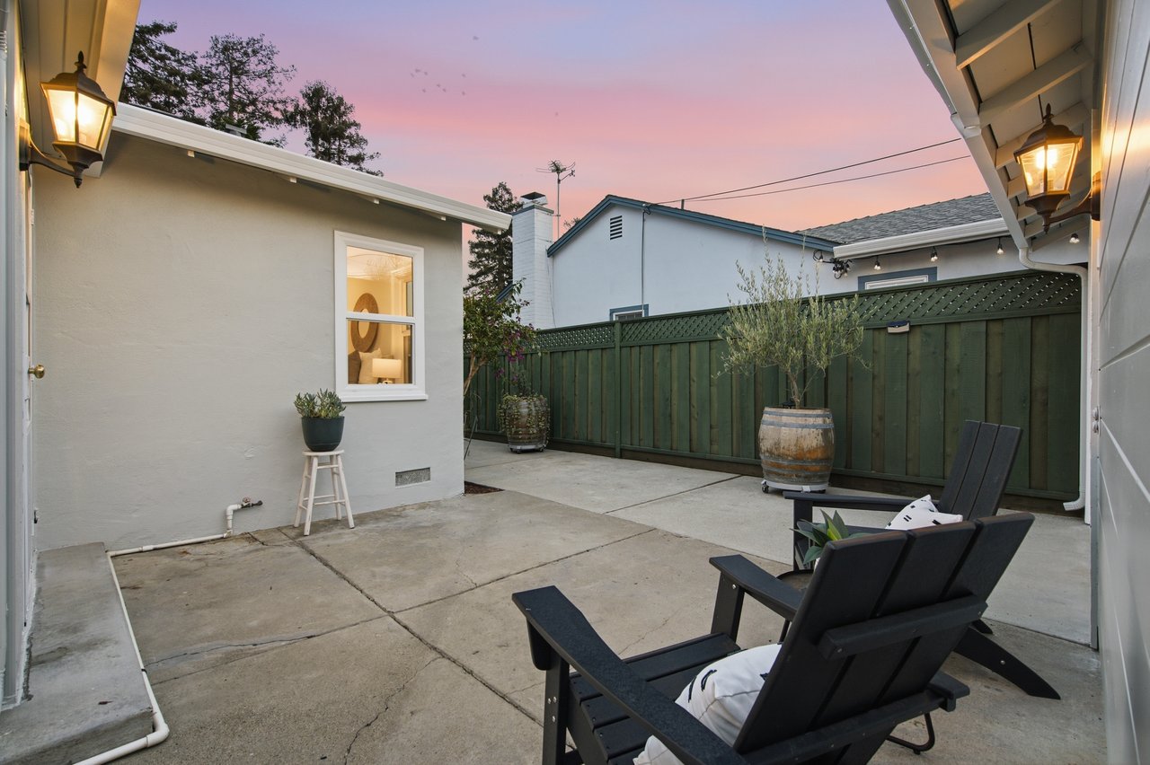 946 Los Padres Boulevard