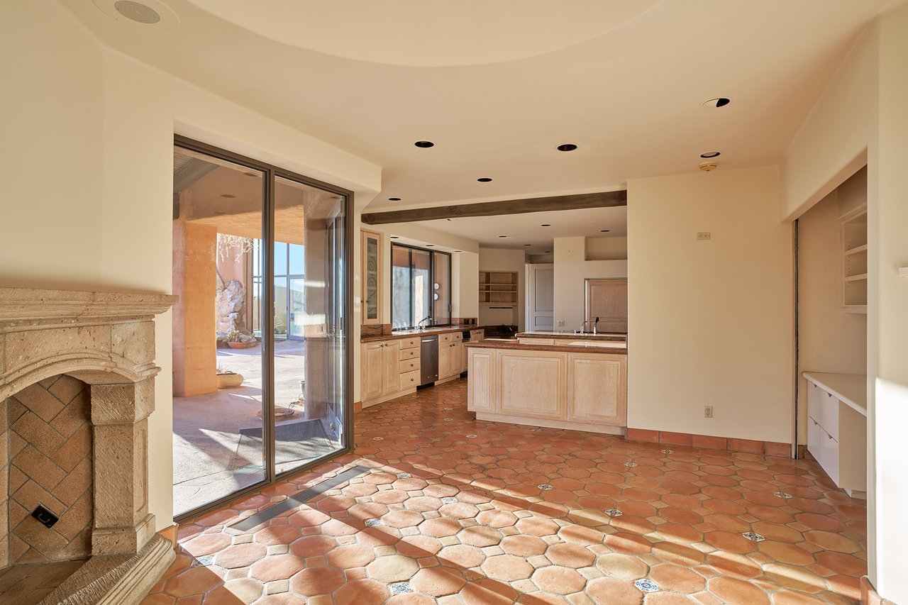 6020 E INDIAN BEND Road