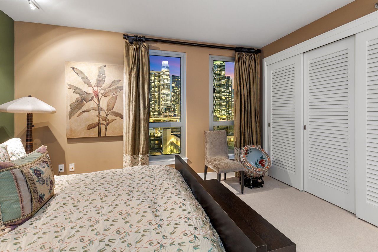 Elevated Corner with Downtown/Bay Views