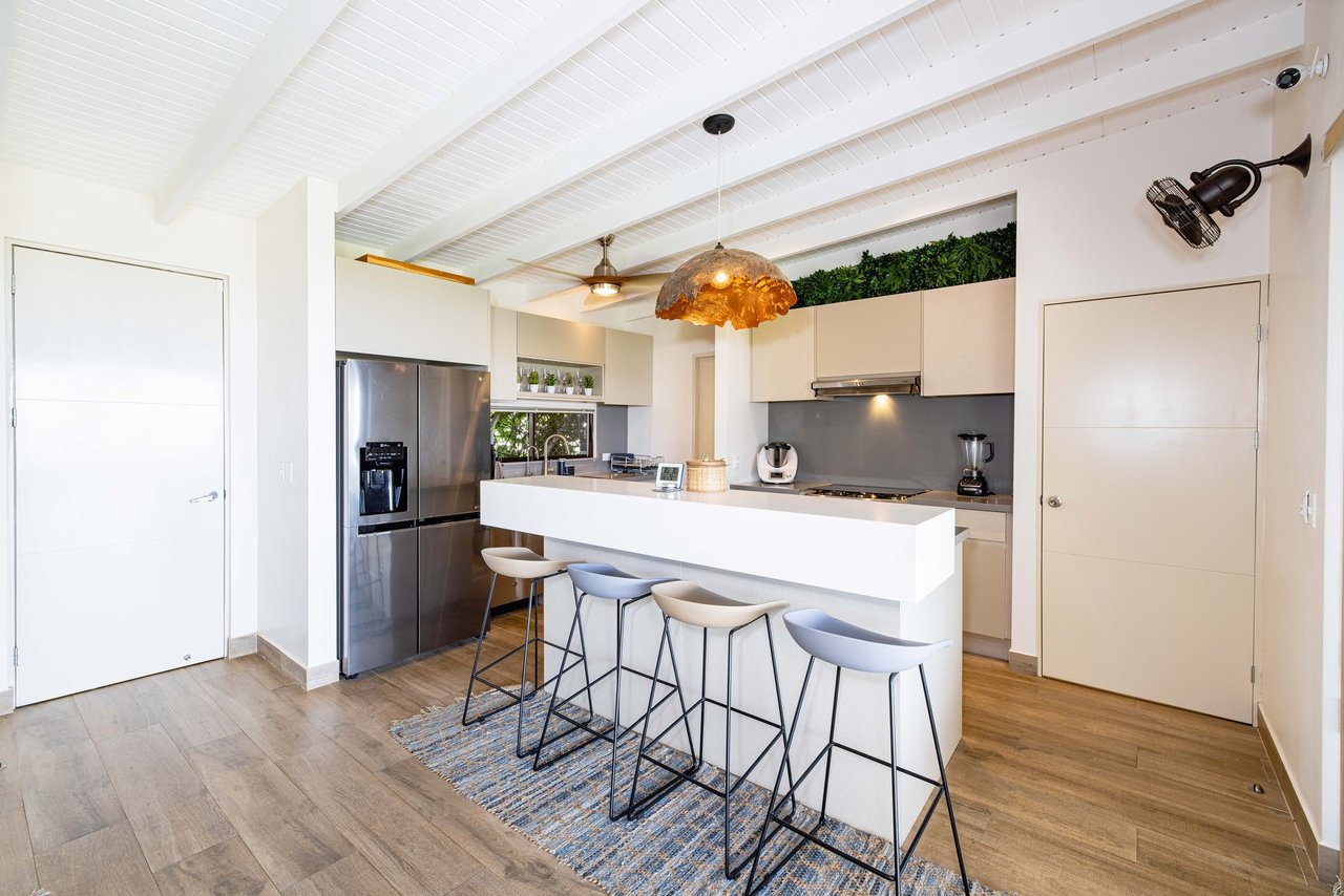 Cocoon | Extraordinary 10-Bedroom Ocean View Estate Near Tamarindo