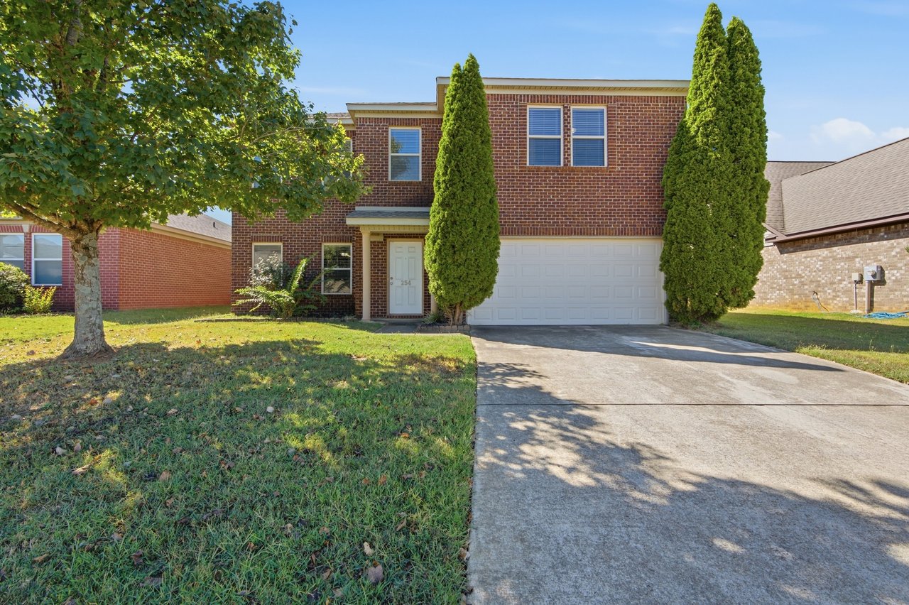 Charming Harvest Home Near Huntsville & Research Park!