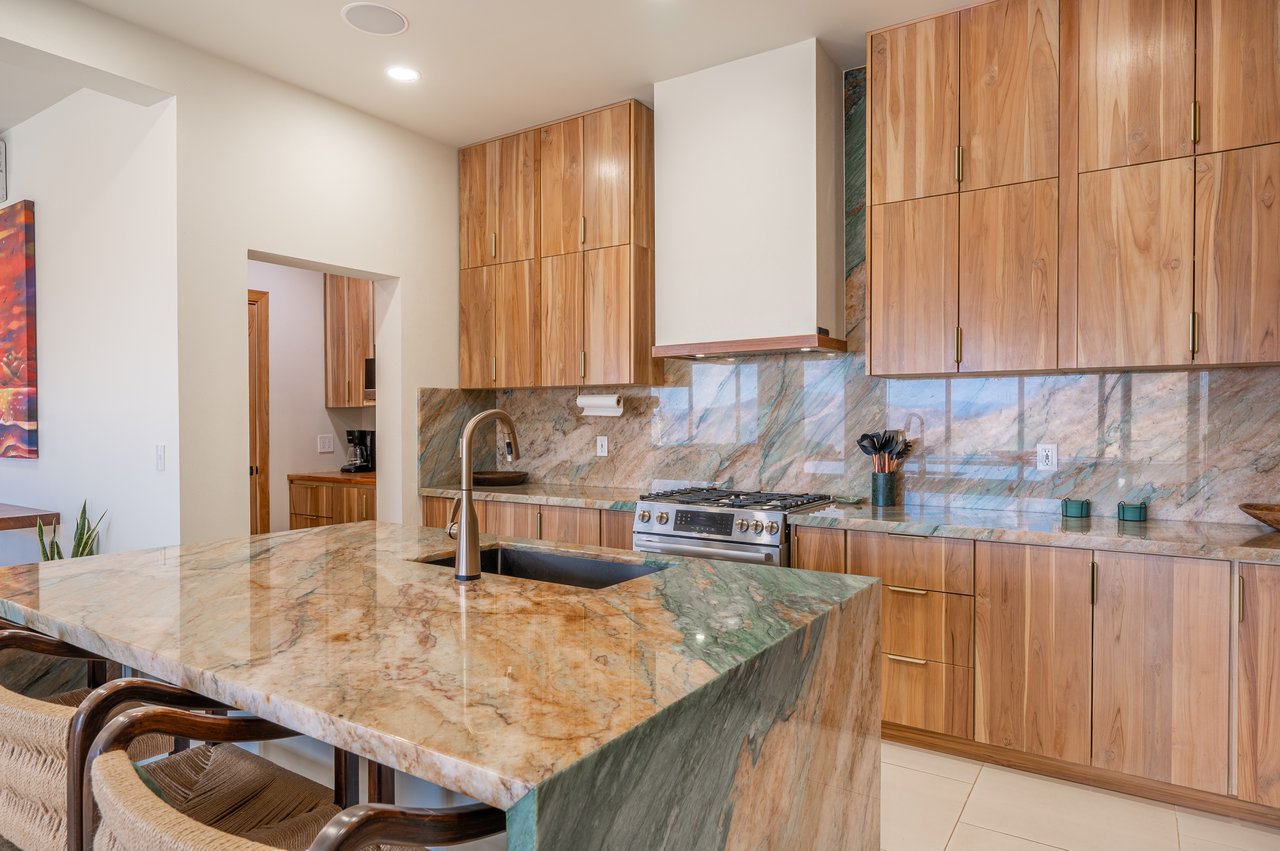 Casa En Las Rocas | Spectacular Ocean-View Home in Pacific Heights